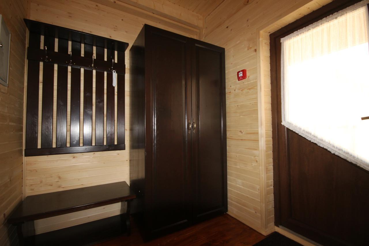 Family Hotel Kaskad Bukovel Esterno foto